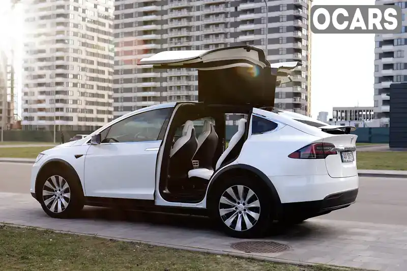 Позашляховик / Кросовер Tesla Model X 2017 null_content л. Автомат обл. Київська, Київ - Фото 1/16