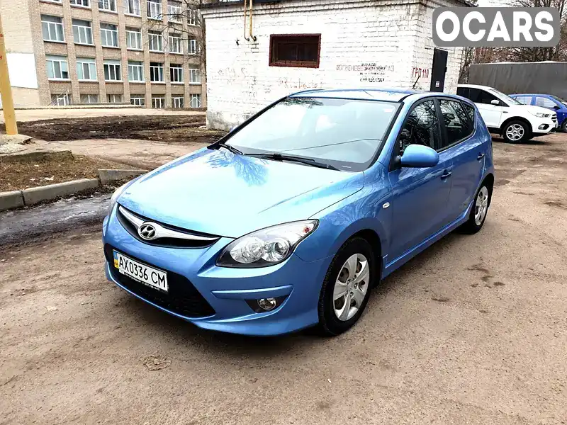 Хэтчбек Hyundai i30 2011 1.4 л. Ручная / Механика обл. Харьковская, Харьков - Фото 1/17