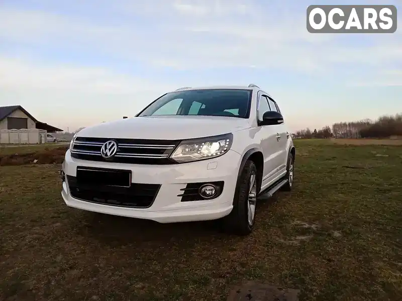 Внедорожник / Кроссовер Volkswagen Tiguan 2014 2 л. Автомат обл. Львовская, Львов - Фото 1/18