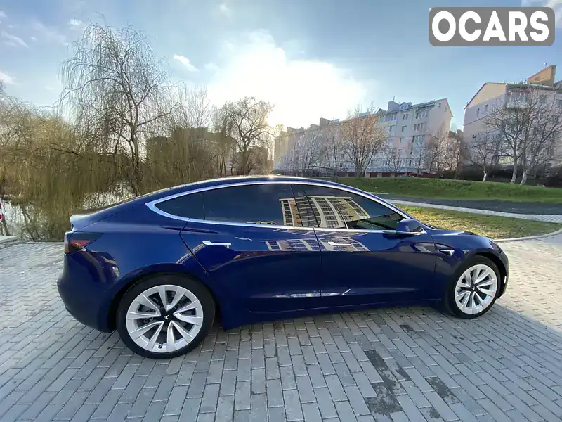 Седан Tesla Model 3 2018 null_content л. Автомат обл. Волинська, Луцьк - Фото 1/21