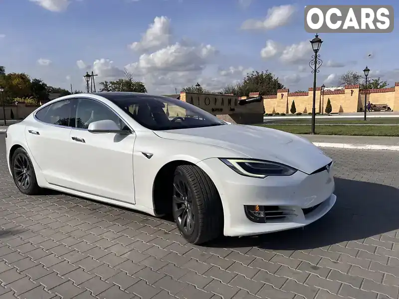 Ліфтбек Tesla Model S 2017 null_content л. обл. Одеська, Ізмаїл - Фото 1/17