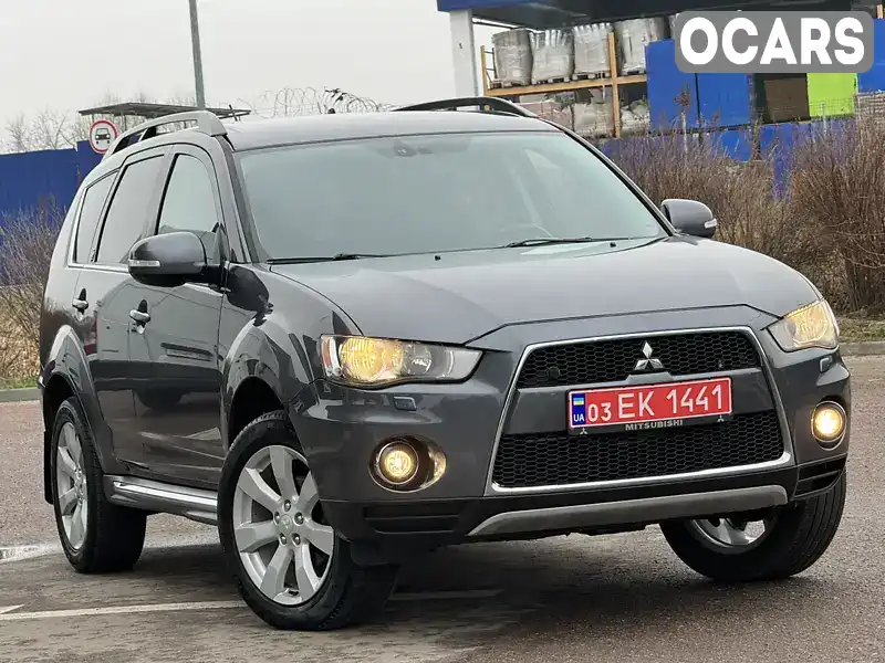 Позашляховик / Кросовер Mitsubishi Outlander XL 2011 2.2 л. Автомат обл. Львівська, Дрогобич - Фото 1/21