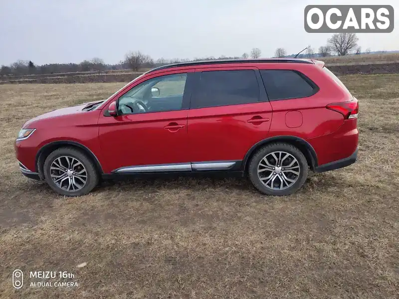 Внедорожник / Кроссовер Mitsubishi Outlander 2015 2.36 л. Вариатор обл. Черниговская, Чернигов - Фото 1/13