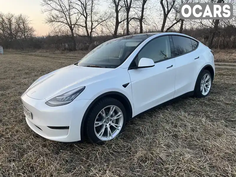 Внедорожник / Кроссовер Tesla Model Y 2020 null_content л. Автомат обл. Киевская, Киев - Фото 1/20