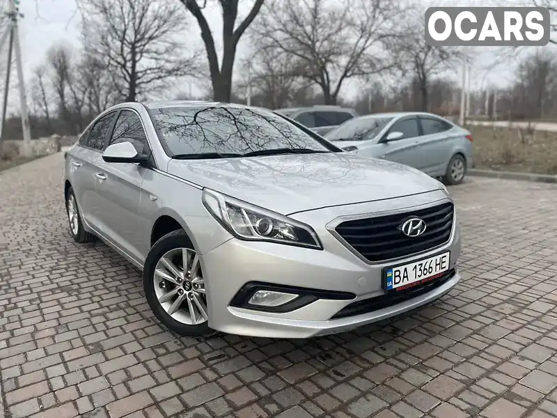 Седан Hyundai Sonata 2015 2 л. Автомат обл. Кировоградская, Кропивницкий (Кировоград) - Фото 1/17