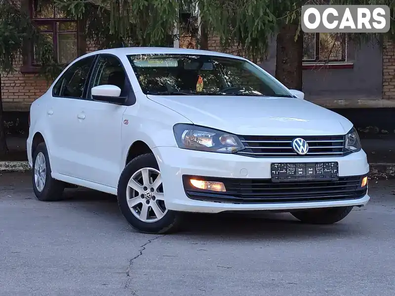 Седан Volkswagen Polo 2020 1.6 л. Ручна / Механіка обл. Дніпропетровська, Жовті Води - Фото 1/4