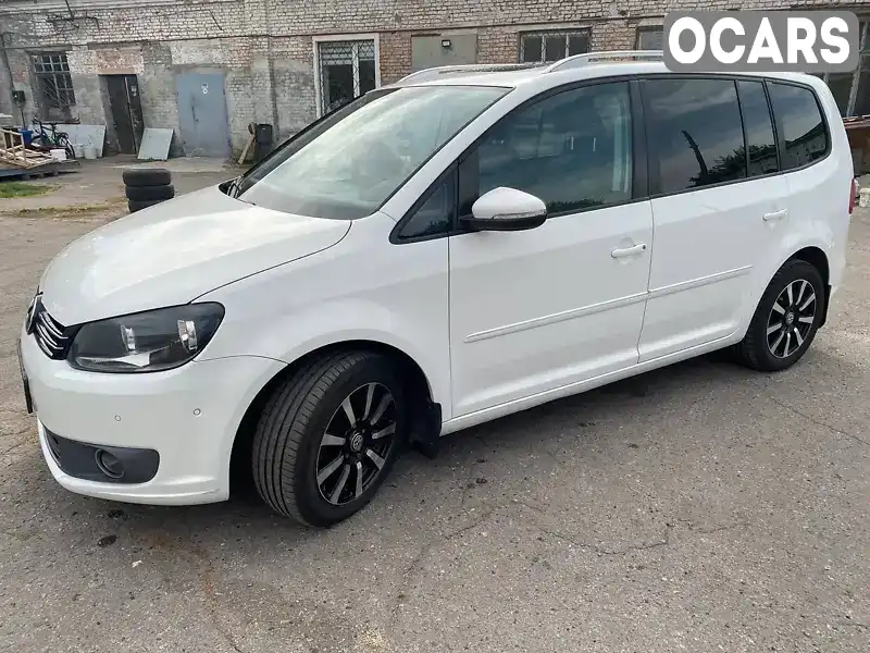 Минивэн Volkswagen Touran 2011 1.97 л. обл. Полтавская, Лубны - Фото 1/21