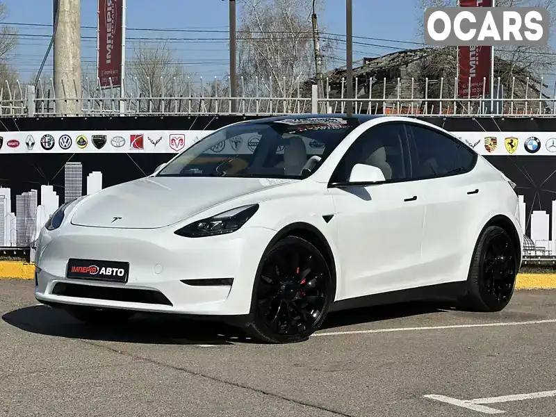 Внедорожник / Кроссовер Tesla Model Y 2022 null_content л. Автомат обл. Киевская, Киев - Фото 1/21