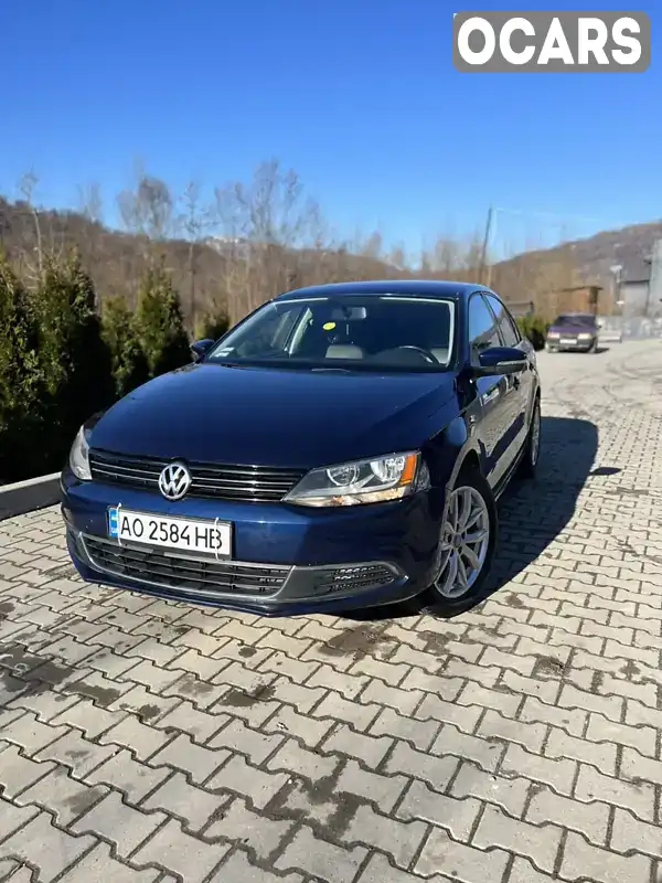 Універсал Volkswagen Jetta 2012 2.48 л. Автомат обл. Закарпатська, Тячів - Фото 1/11