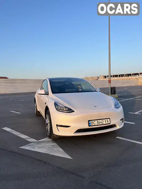 Внедорожник / Кроссовер Tesla Model Y 2022 null_content л. Автомат обл. Львовская, Львов - Фото 1/21