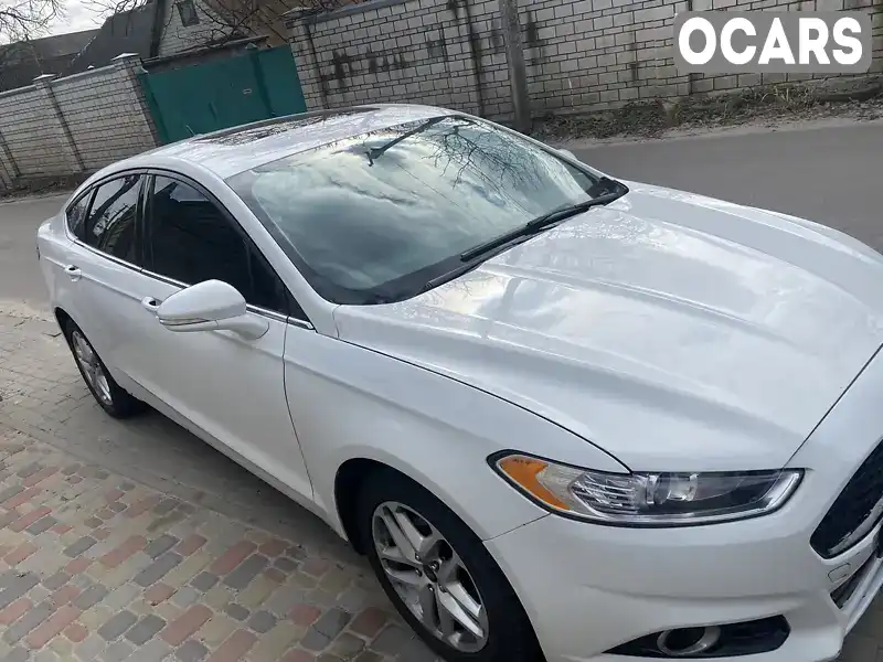 Седан Ford Fusion 2015 2.49 л. Автомат обл. Киевская, Киев - Фото 1/10