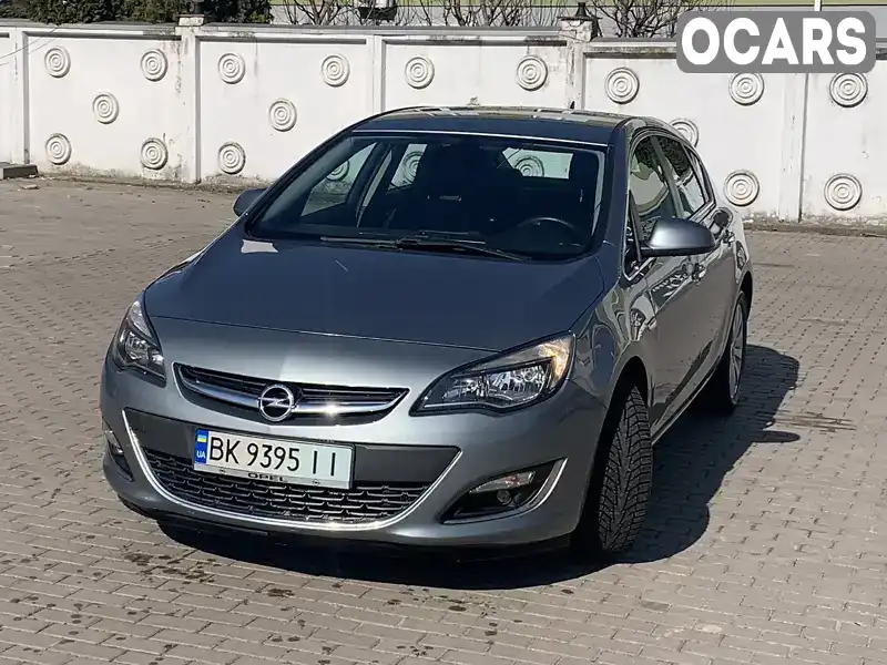 Хетчбек Opel Astra 2013 1.69 л. Ручна / Механіка обл. Рівненська, Рівне - Фото 1/21