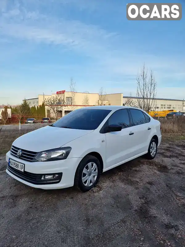 Седан Volkswagen Polo 2018 1.6 л. Ручная / Механика обл. Киевская, Киев - Фото 1/16