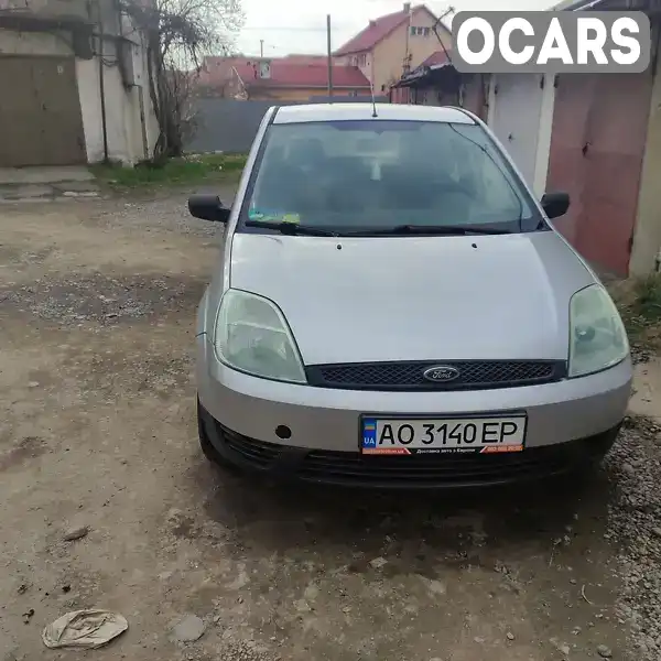 Хетчбек Ford Fiesta 2003 1.3 л. Ручна / Механіка обл. Закарпатська, Ужгород - Фото 1/15