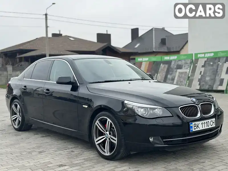 Седан BMW 5 Series 2009 2 л. Автомат обл. Ровенская, Ровно - Фото 1/21