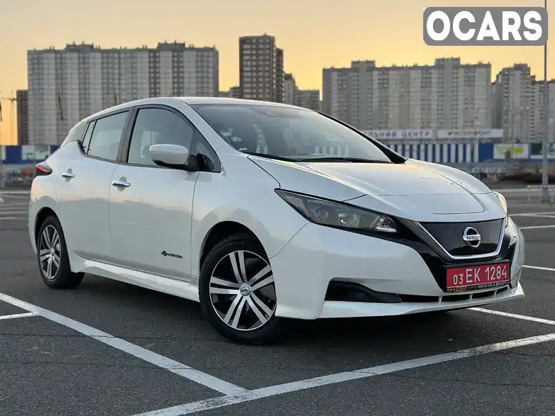 Хетчбек Nissan Leaf 2018 null_content л. Автомат обл. Київська, Київ - Фото 1/21