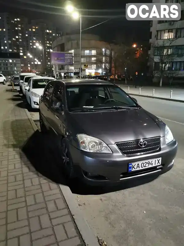 Хэтчбек Toyota Corolla 2003 1.6 л. Автомат обл. Киевская, Киев - Фото 1/10