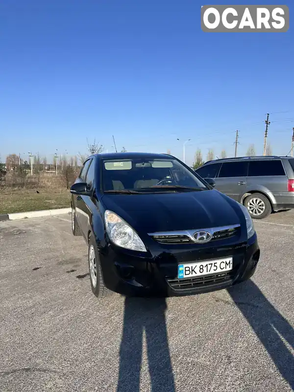 Хетчбек Hyundai i20 2011 1.4 л. Ручна / Механіка обл. Рівненська, Вараш (Кузнецовськ) - Фото 1/9