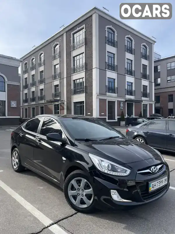 Седан Hyundai Accent 2013 1.6 л. Автомат обл. Київська, Київ - Фото 1/9