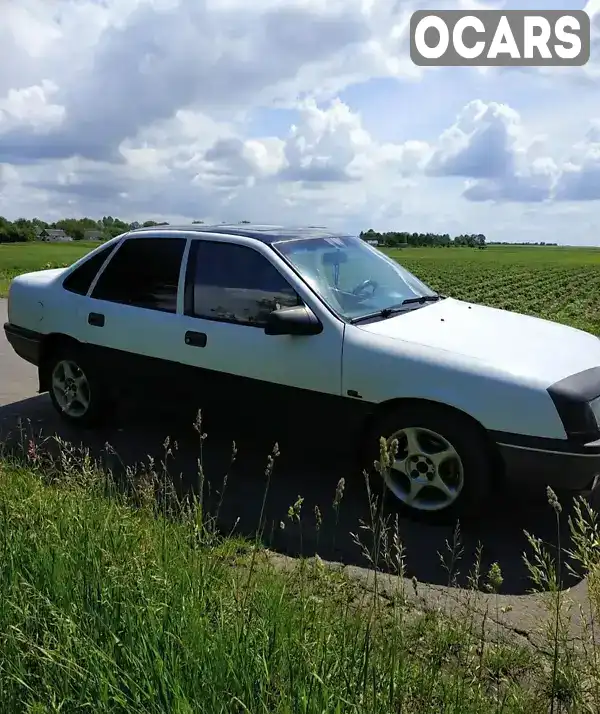 Седан Opel Vectra 1990 1.6 л. Ручная / Механика обл. Ровенская, Ровно - Фото 1/5