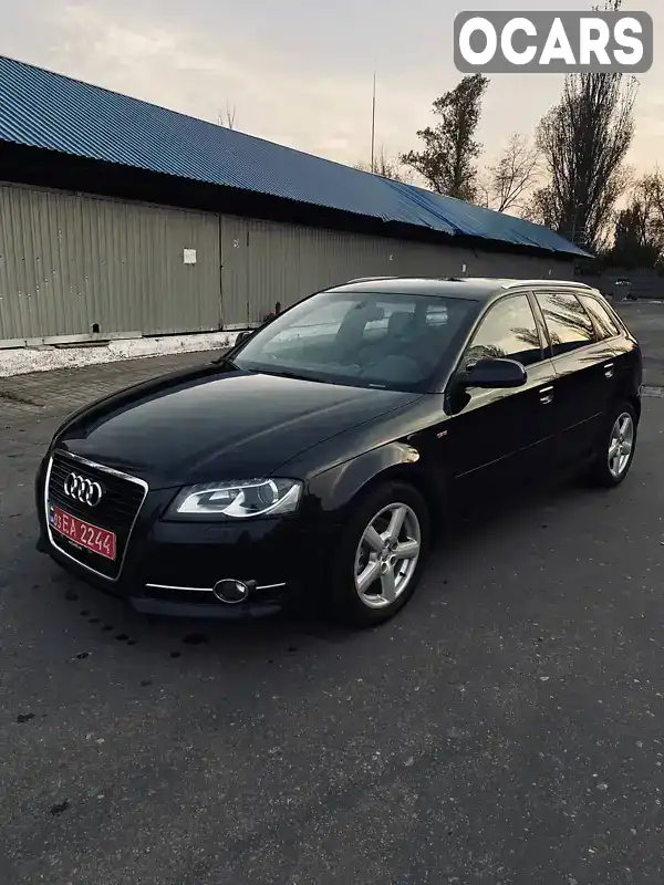 Хетчбек Audi A3 2011 1.6 л. Ручна / Механіка обл. Донецька, Добропілля - Фото 1/13