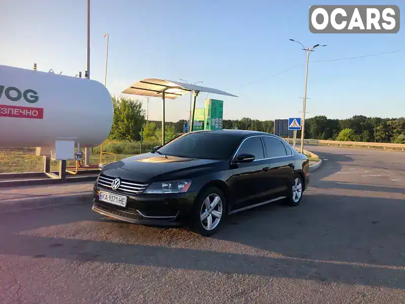 Седан Volkswagen Passat 2011 2.5 л. Автомат обл. Николаевская, Первомайск - Фото 1/21