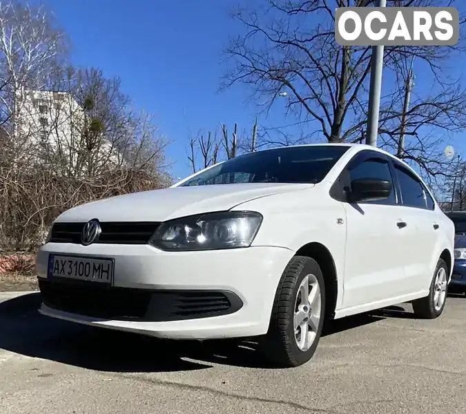 Седан Volkswagen Polo 2012 1.6 л. Ручна / Механіка обл. Харківська, Харків - Фото 1/21