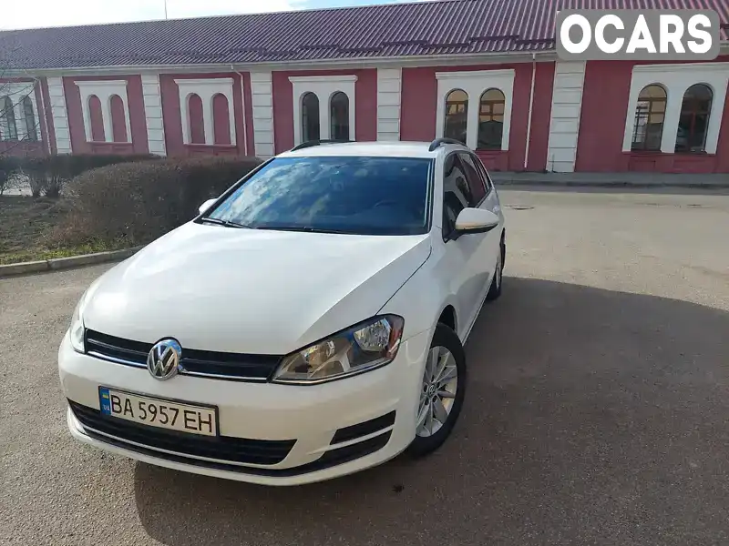 Універсал Volkswagen Golf 2016 1.8 л. Автомат обл. Кіровоградська, Кропивницький (Кіровоград) - Фото 1/17