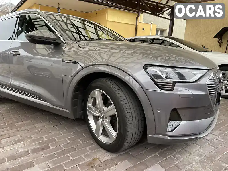 Внедорожник / Кроссовер Audi e-tron 2019 null_content л. Вариатор обл. Киевская, Киев - Фото 1/8