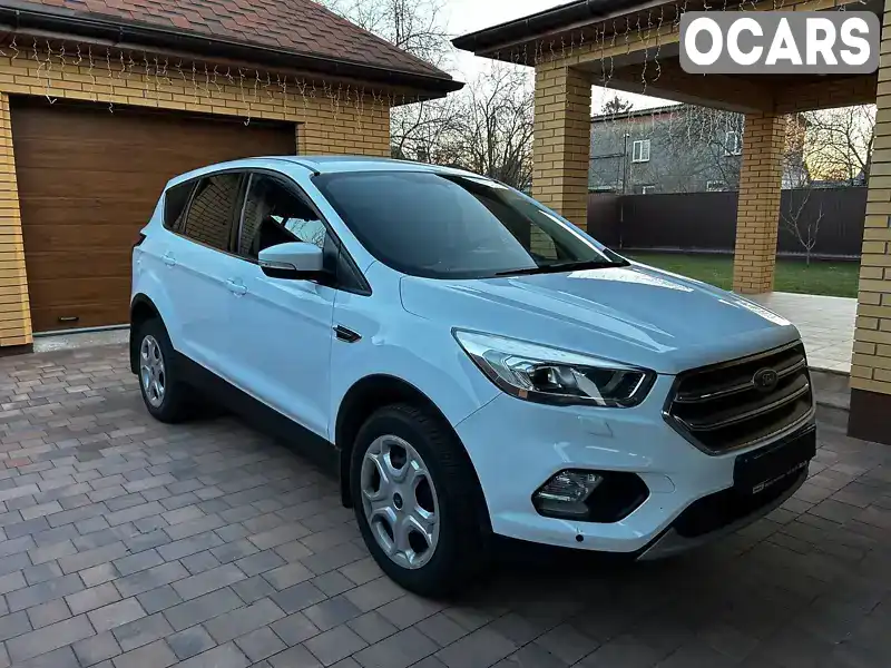 Внедорожник / Кроссовер Ford Kuga 2018 1.5 л. Автомат обл. Киевская, Киев - Фото 1/11