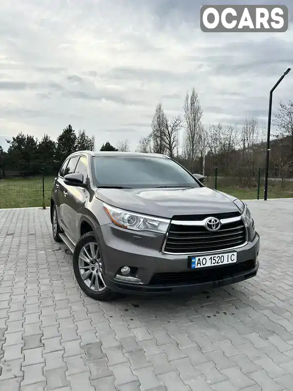 Позашляховик / Кросовер Toyota Highlander 2014 2.7 л. Автомат обл. Закарпатська, Виноградів - Фото 1/21