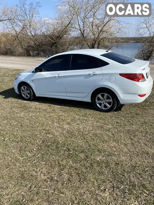 Седан Hyundai Accent 2014 1.6 л. Ручна / Механіка обл. Кіровоградська, Кропивницький (Кіровоград) - Фото 1/7