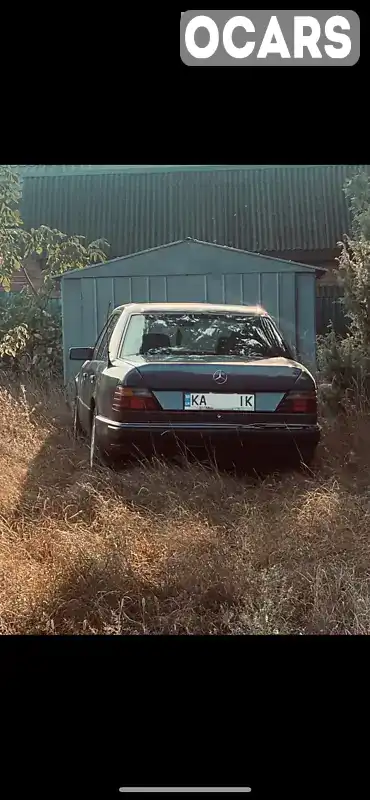 Седан Mercedes-Benz E-Class 1991 2.3 л. Ручная / Механика обл. Киевская, Киев - Фото 1/6