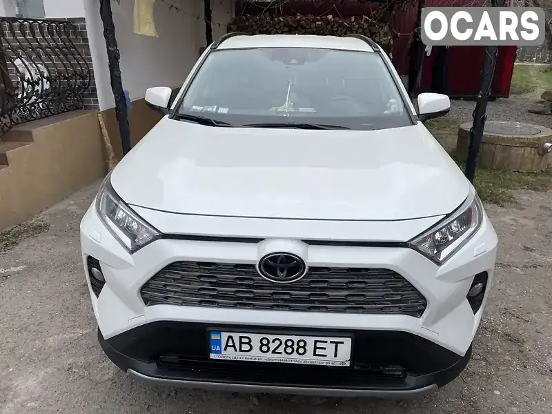 Позашляховик / Кросовер Toyota RAV4 2021 1.99 л. Автомат обл. Вінницька, Вінниця - Фото 1/13