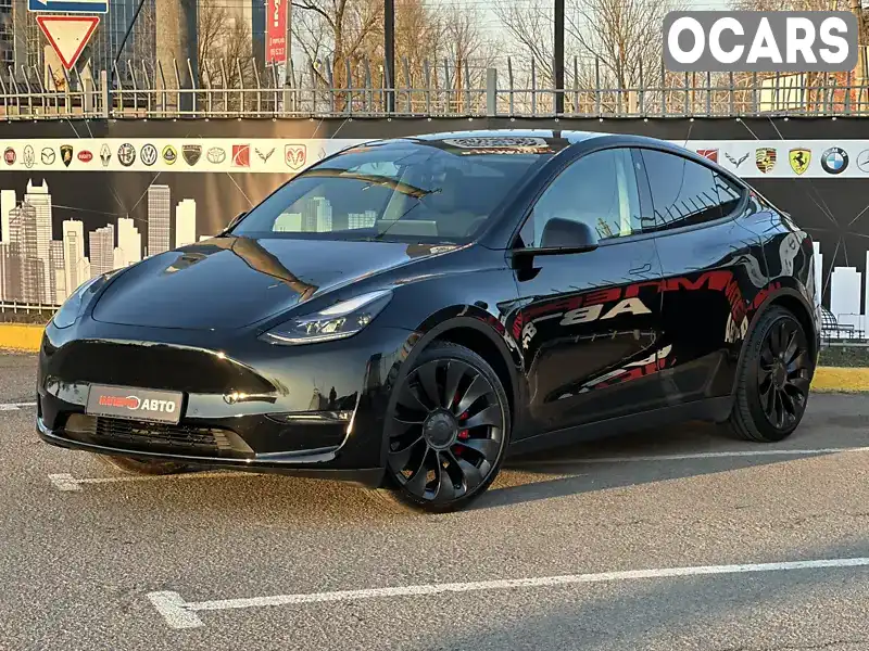 Внедорожник / Кроссовер Tesla Model Y 2022 null_content л. обл. Киевская, Киев - Фото 1/21