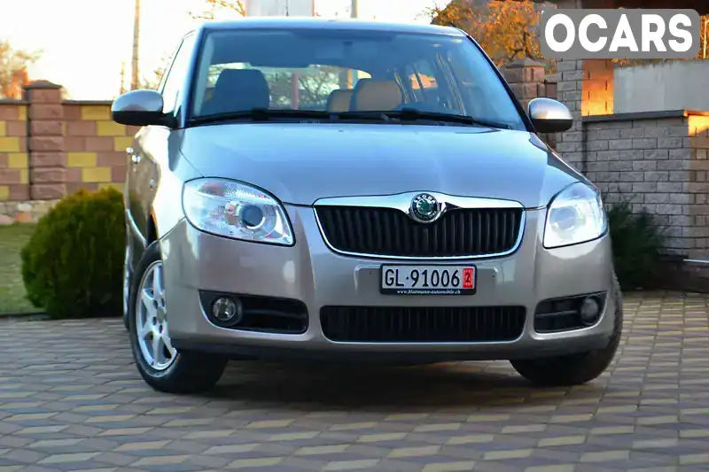 Хетчбек Skoda Fabia 2009 1.4 л. Ручна / Механіка обл. Рівненська, Сарни - Фото 1/21