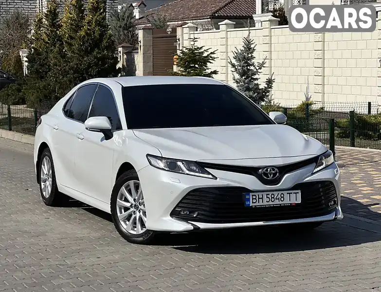 Седан Toyota Camry 2019 2.49 л. Автомат обл. Одесская, Одесса - Фото 1/21