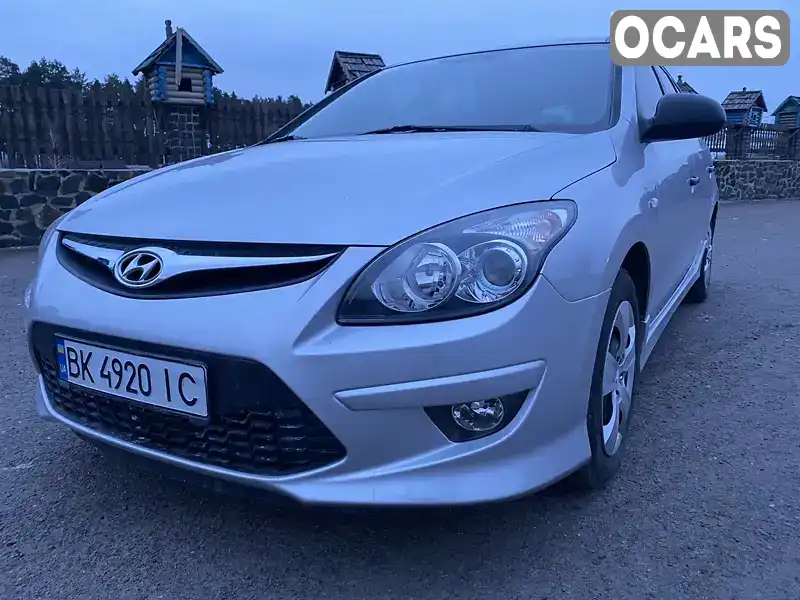 Универсал Hyundai i30 2010 1.4 л. Ручная / Механика обл. Ровенская, Ровно - Фото 1/21