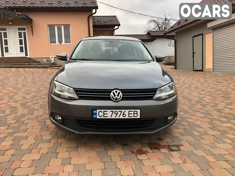 Седан Volkswagen Jetta 2011 1.6 л. Ручна / Механіка обл. Чернівецька, Чернівці - Фото 1/10