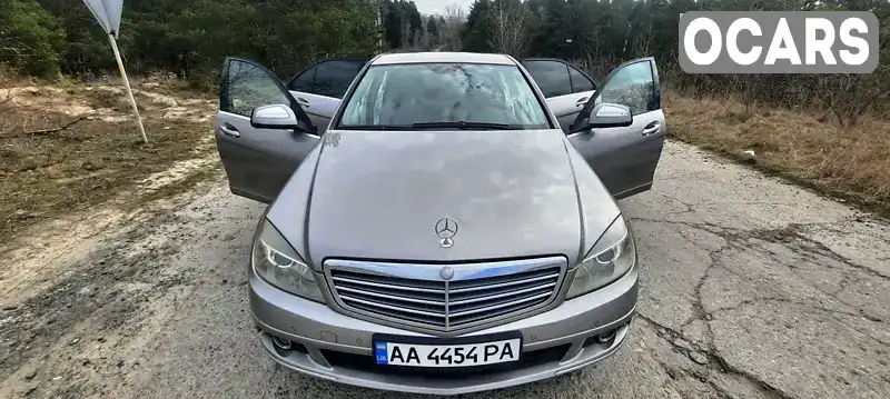 Седан Mercedes-Benz C-Class 2008 1.8 л. Автомат обл. Київська, Київ - Фото 1/19