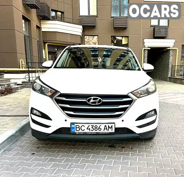 Внедорожник / Кроссовер Hyundai Tucson 2016 2 л. Типтроник обл. Киевская, Киев - Фото 1/12