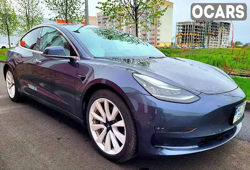 Седан Tesla Model 3 2018 null_content л. Автомат обл. Львівська, Львів - Фото 1/15