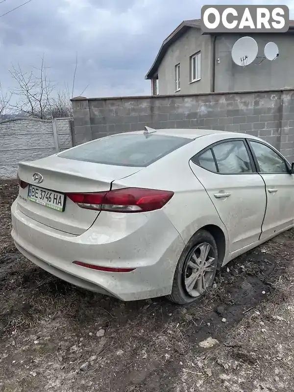 Седан Hyundai Elantra 2016 2 л. Автомат обл. Київська, Київ - Фото 1/5