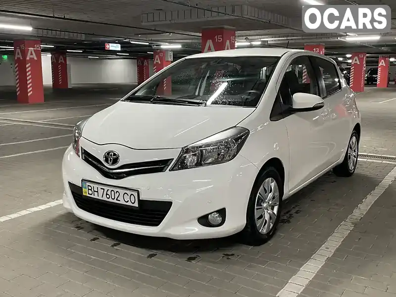 Хетчбек Toyota Yaris 2012 1.3 л. Автомат обл. Київська, Київ - Фото 1/21