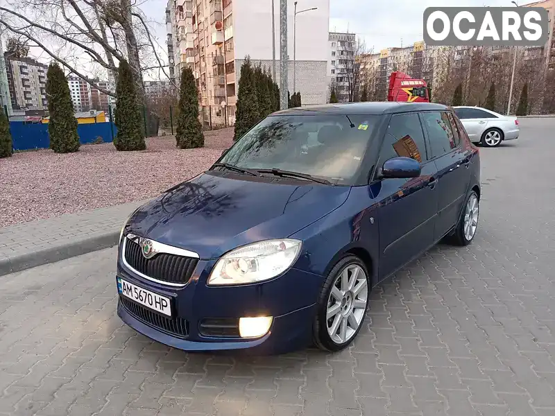 Хэтчбек Skoda Fabia 2009 1.6 л. Ручная / Механика обл. Житомирская, Житомир - Фото 1/21