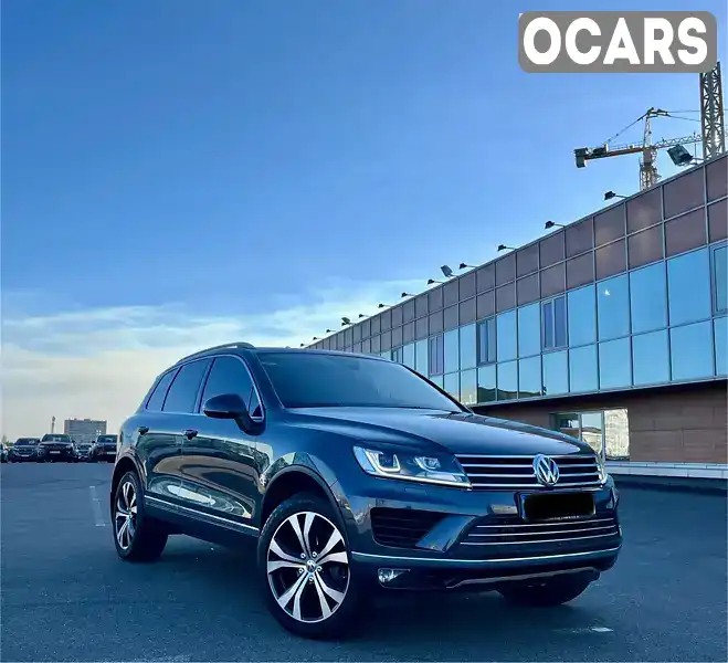 Позашляховик / Кросовер Volkswagen Touareg 2015 2.97 л. Автомат обл. Київська, Київ - Фото 1/21