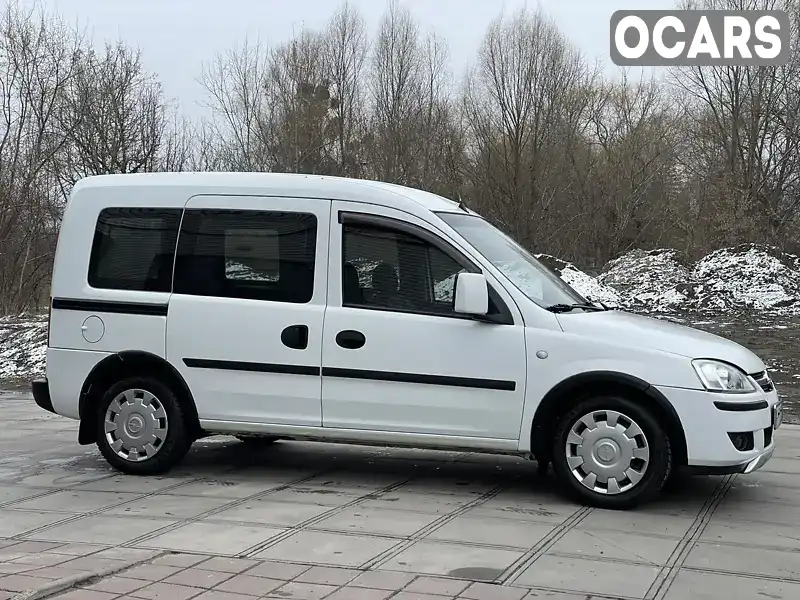 Минивэн Opel Combo 2009 1.25 л. Ручная / Механика обл. Черкасская, Смела - Фото 1/21