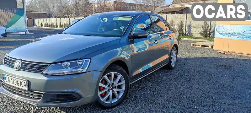 Седан Volkswagen Jetta 2014 1.78 л. обл. Черкаська, Черкаси - Фото 1/21