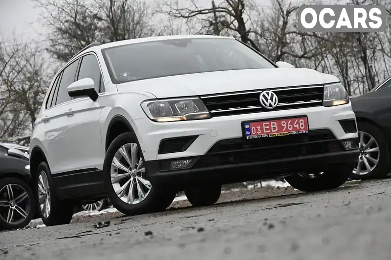 Внедорожник / Кроссовер Volkswagen Tiguan 2017 1.98 л. Автомат обл. Житомирская, Бердичев - Фото 1/21