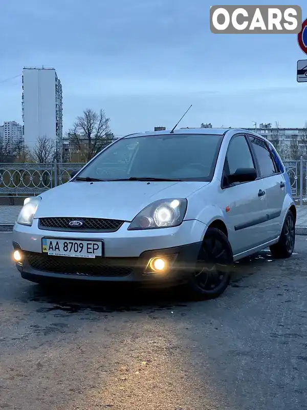 Хэтчбек Ford Fiesta 2008 1.4 л. Ручная / Механика обл. Киевская, Киев - Фото 1/21